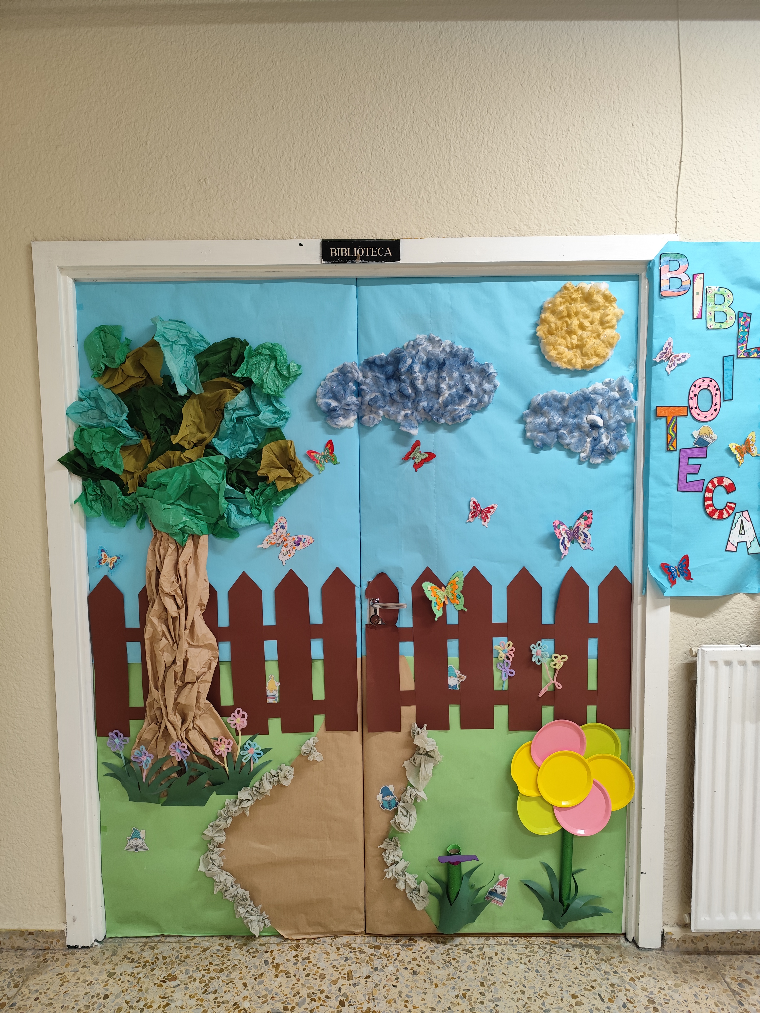 Biblioteca por fuera